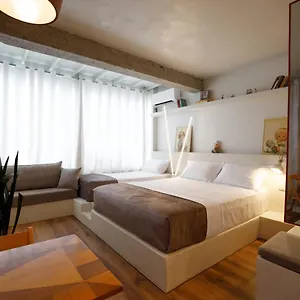 https://delenas-rooms.albaniahotels.net